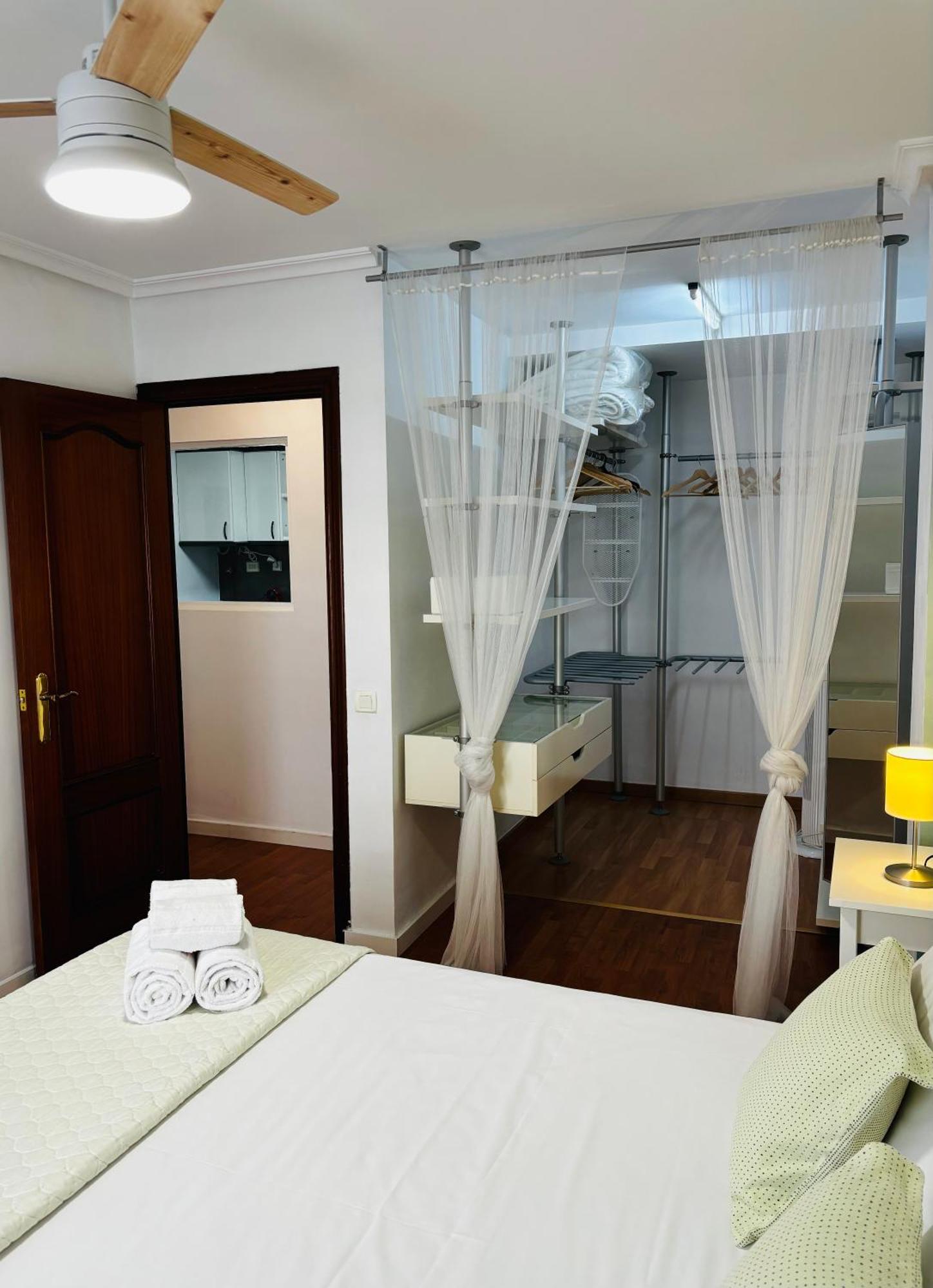 Travel Habitat Mestalla Valence Extérieur photo